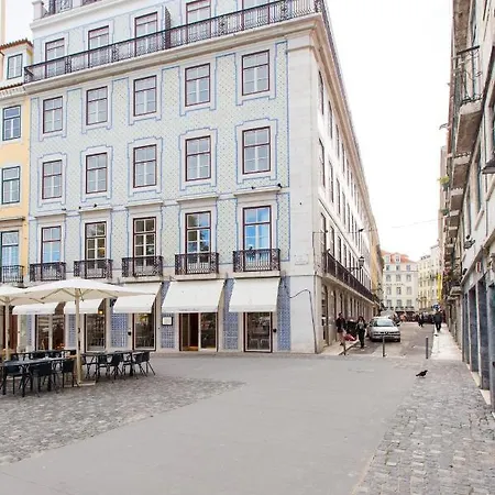 Penthouse With River View - Baixa Alfama Apartment