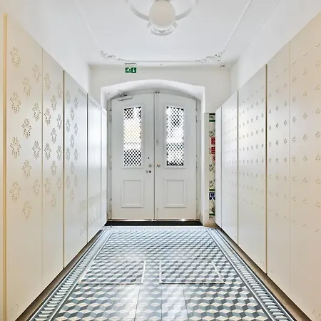 Апартаменти Penthouse With River View - Baixa Alfama *