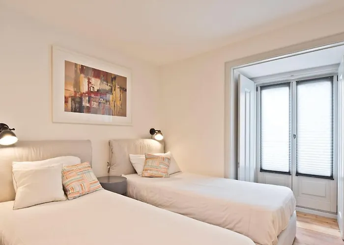 Penthouse With River View - Baixa Alfama