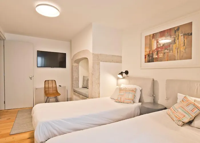 Penthouse With River View - Baixa Alfama شقة Lisboa