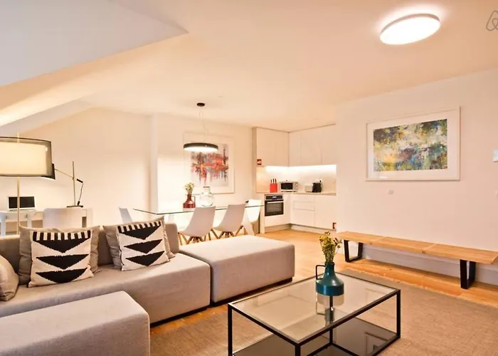 Penthouse With River View - Baixa Alfama