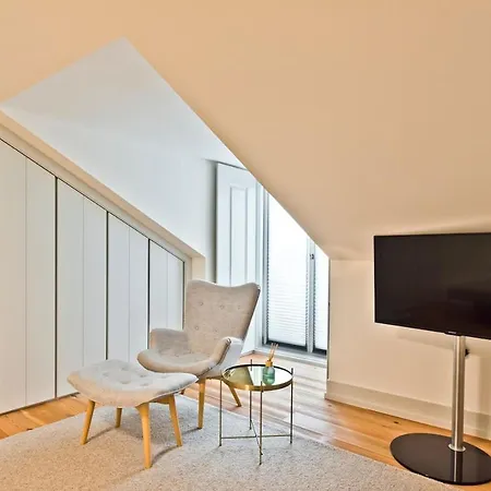 Penthouse With River View - Baixa Alfama Lisbona